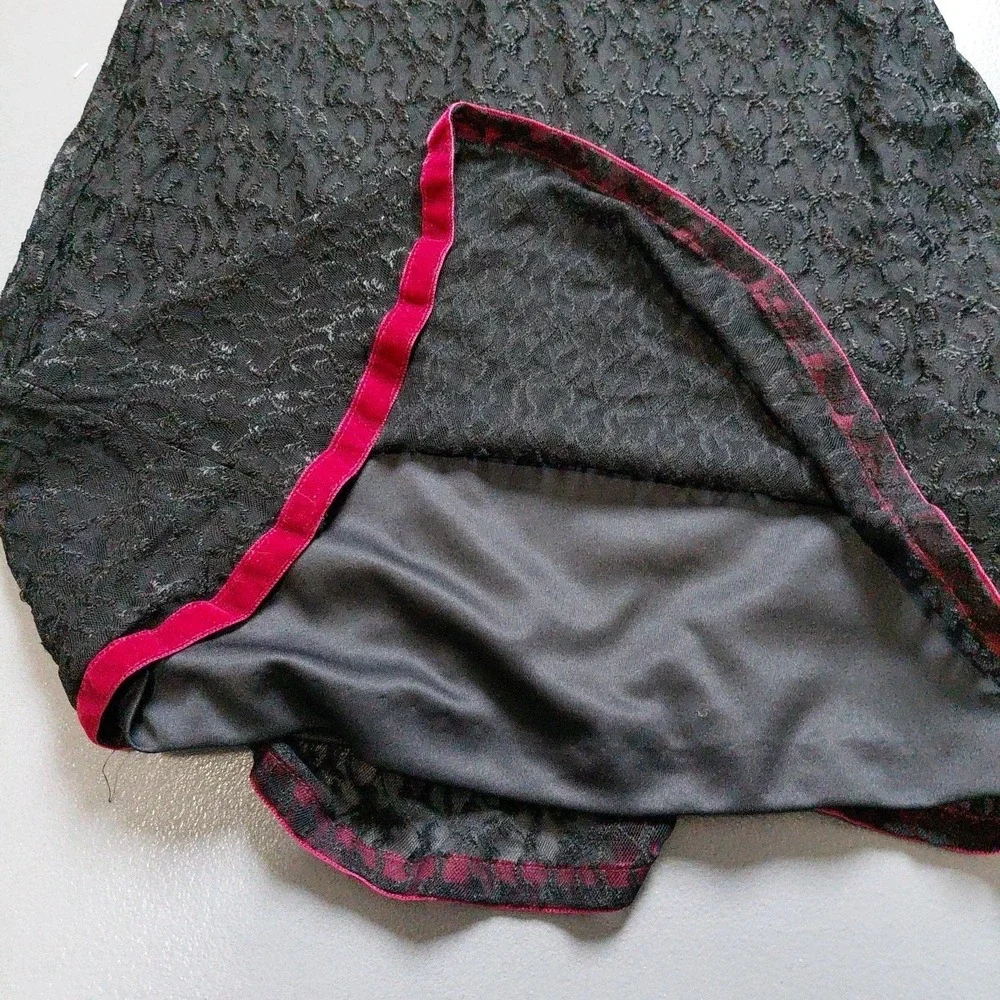 VTG Betsey Johnson Slip Dress Black Lace Rose Ditsy Neckline Velvet Trim Large - Picture 15 of 16